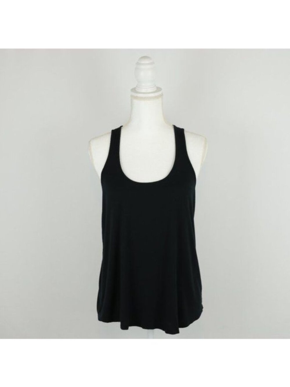 Carve Designs Women's Small Black Scoop Neck Lightweight Casual Knit Tank Top